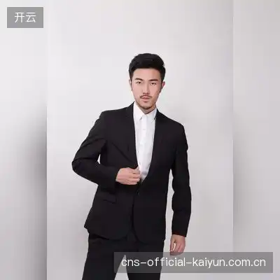 廖桦苑